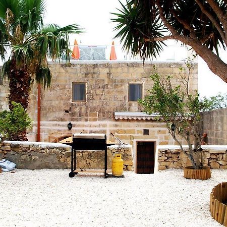 Anna Karistu Accommodation Kerċem Exterior foto