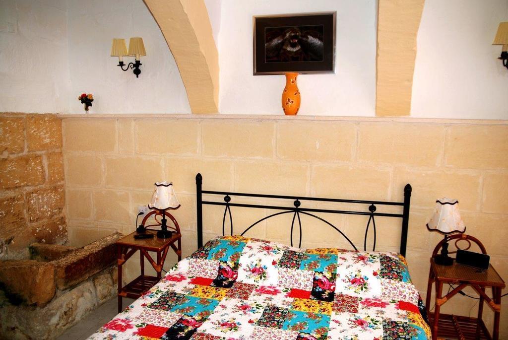 Anna Karistu Accommodation Kerċem Quarto foto