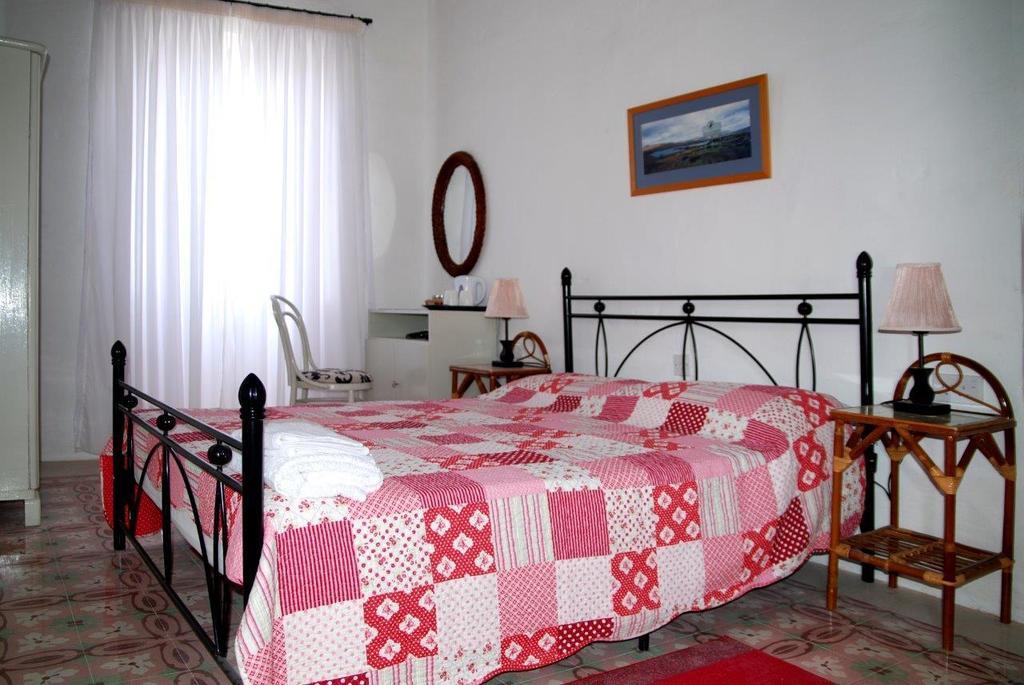 Anna Karistu Accommodation Kerċem Quarto foto